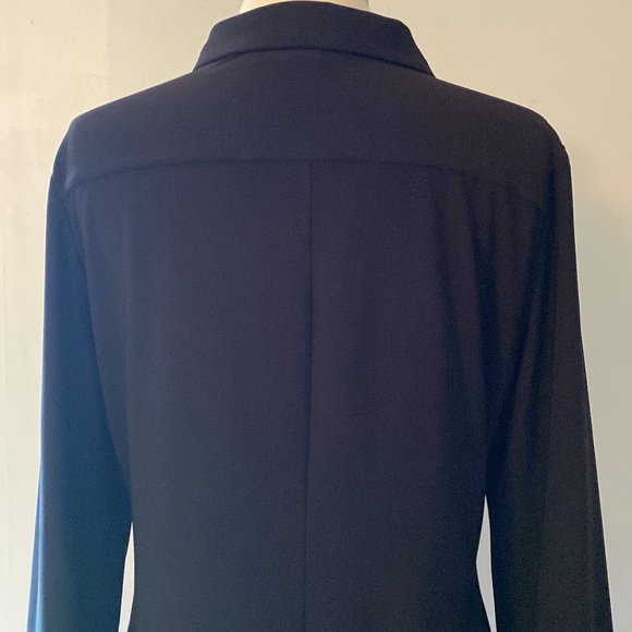 Like new black long sleeve button down blouse - Picture 4 of 4